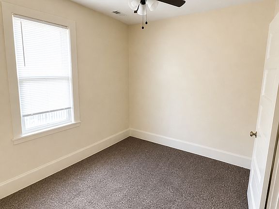 4th image of 3610 W 46th St