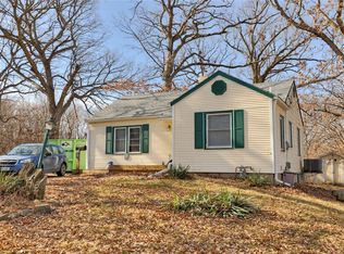 1712 28th St, Des Moines, IA 50310