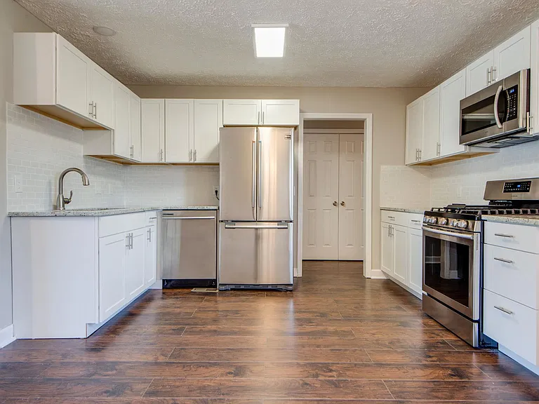 3532 Lake Towne Dr — Photo 25