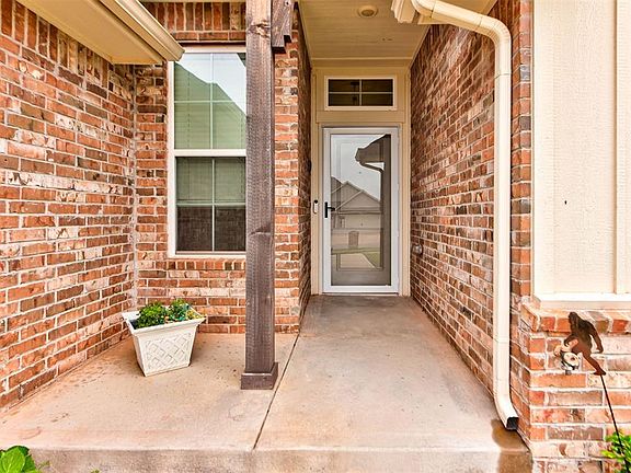 4th image of 14209 Kamber Dr