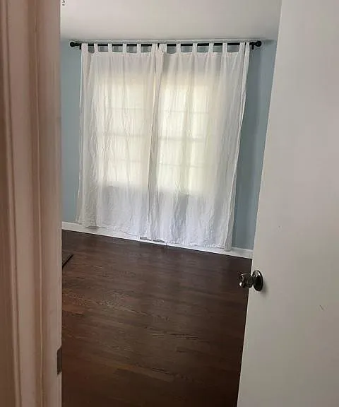 5725 Horton St — Photo 11