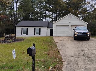 205 Colemans Bluff Dr, Woodstock, GA 30188