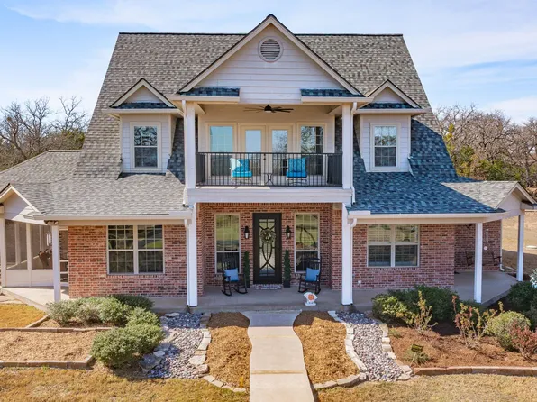 1218 Meander Rd, Granbury, TX 76049