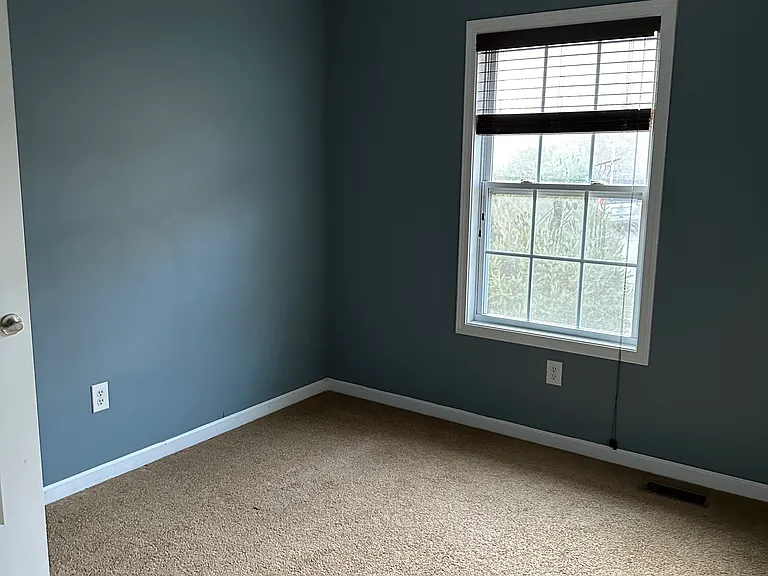 1250 W Adams Hill Cir #204 — Photo 9
