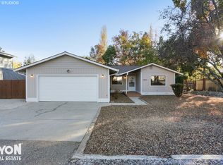 2804 Waverly Dr, Cameron Park, CA 95682