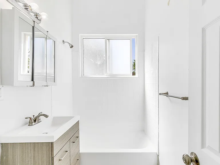 3324 Drew Street — Photo 9