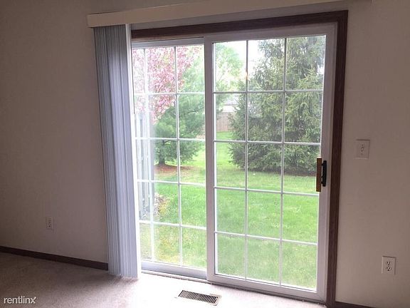 4th image of 239 Glenkirk Dr