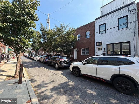 4th image of 1322 McClellan St
