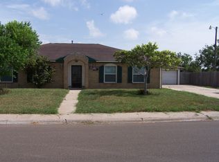 1813 N Shore Dr, Port Isabel, TX 78578