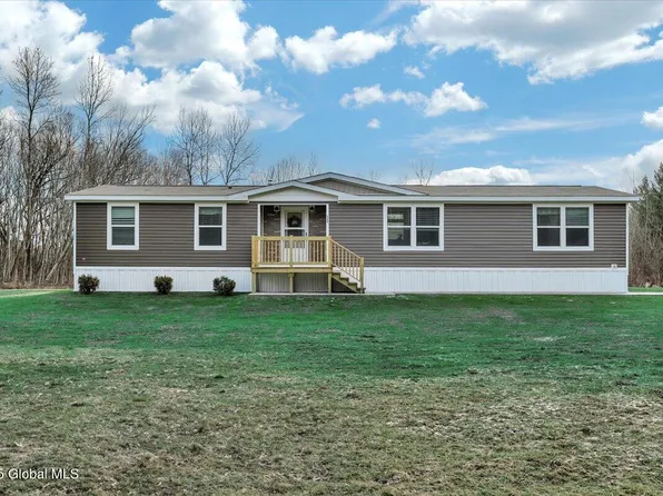 309 Jackson Vly Road, Broadalbin, NY 12025