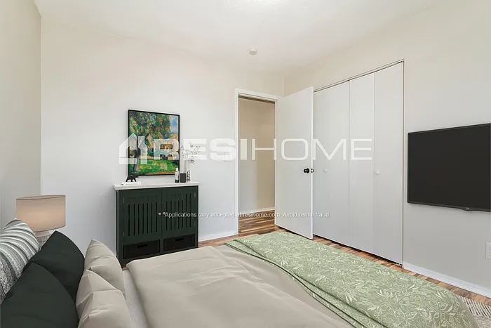 5005 Oak Manor Dr — Photo 11