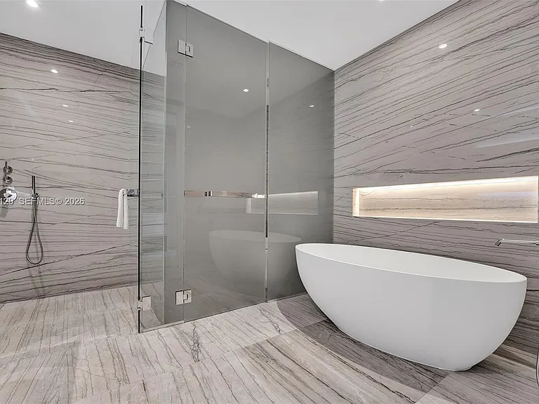 8701 Collins Ave #304 — Photo 25