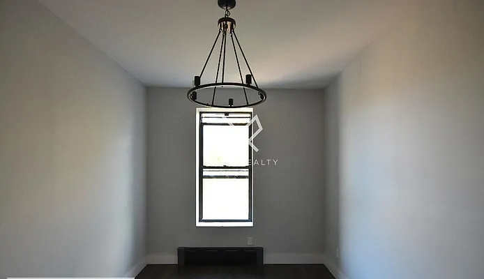 Rented by Yaffa Realty LLC | media 3