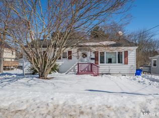 60 Heath St, Watertown, CT 06779