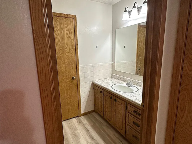 306 S Elm St #306 — Photo 8