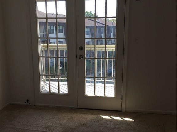 5th image of 1010 Green Hollow Dr #1010