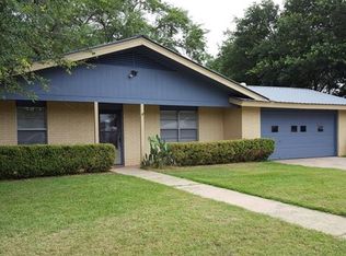 410 Oak St, Bastrop, TX 78602
