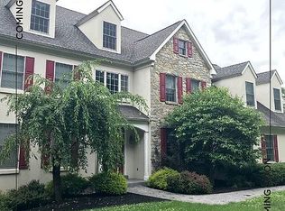 90 Sharon Ln, Paoli, PA 19301