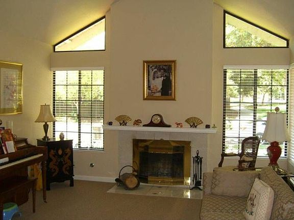 2nd image of 5144 Blackbird Dr