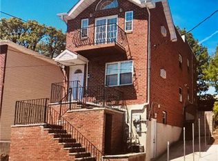 3941 Secor Ave, Bronx, NY 10466