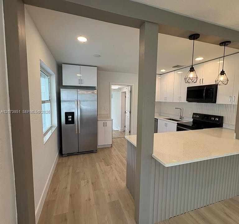1st image of 825 S 28th Ave