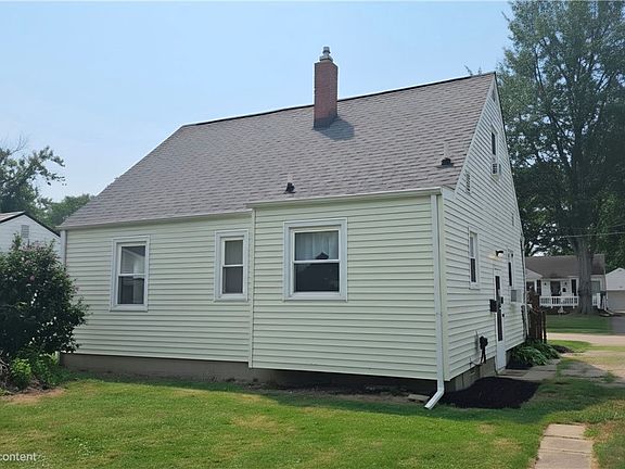 3rd image of 1328 Myrtle Ave