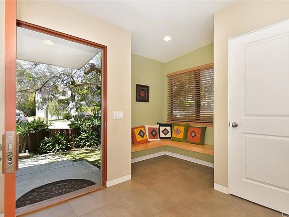 4th image of 1130 Catalina Ave