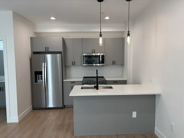 2312 S Delaware St #6 — Photo 7