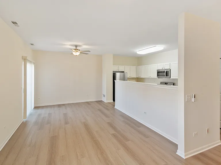 1193 Mount Vernon Dr — Photo 6