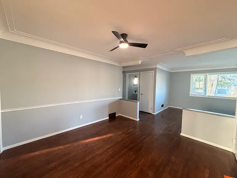 142 Van Buren Ave — Photo 10