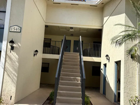 1545 Lake Crystal Dr APT C, West Palm Beach, FL 33411