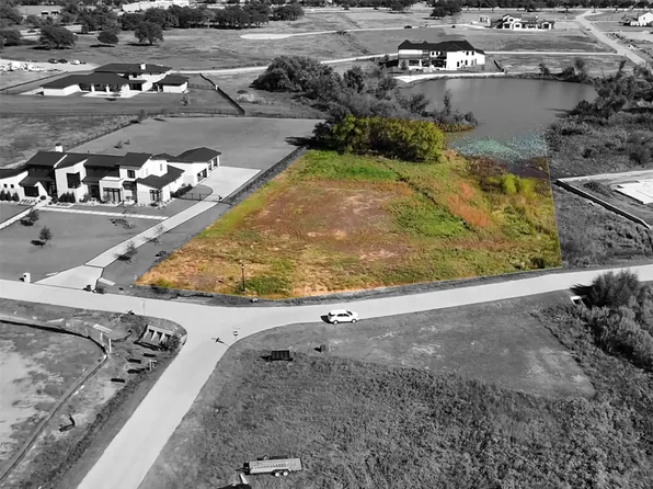 1201 Pitner Ct, Bartonville, TX 76226