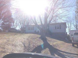 18220 Macedonia Rd, Abingdon, VA 24211