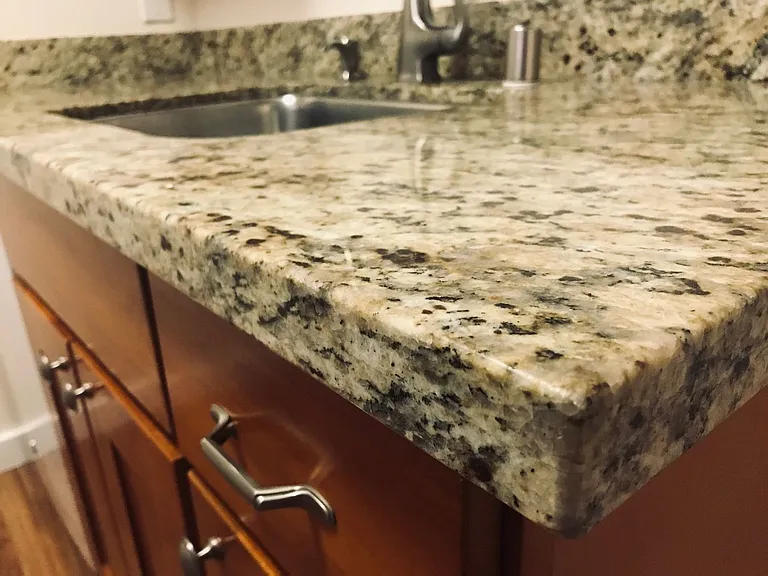 Summit Apartments — Photo 5