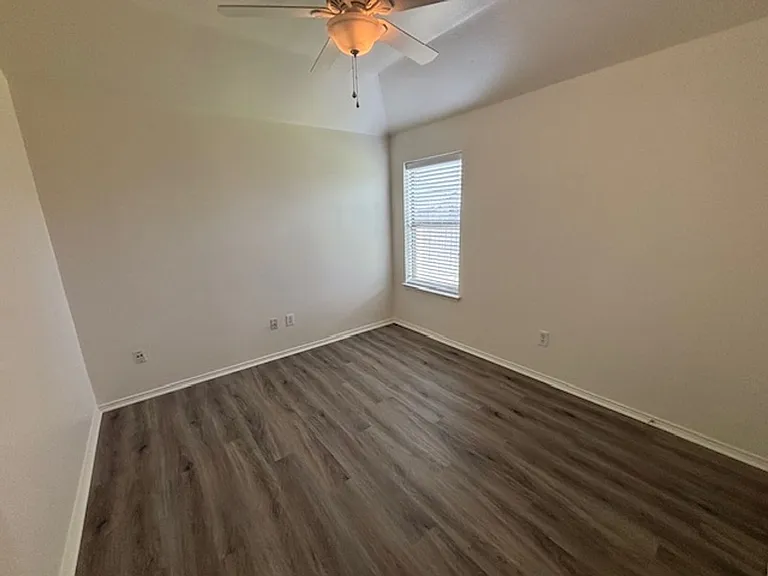 8135 Tierra Del Sol Rd — Photo 25