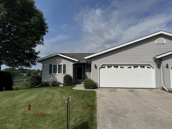 1720 Blue Heron DRIVE, Two Rivers, WI 54241