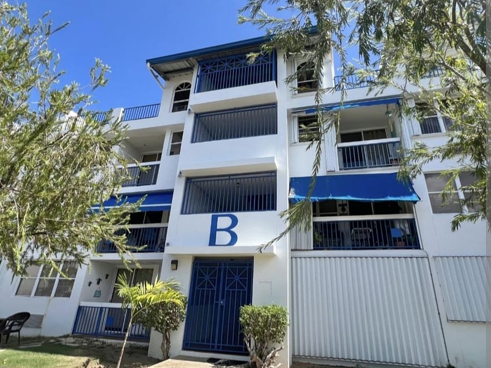 1st image of 105 Mediania Alta