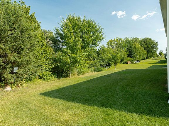 4th image of 1237 Maple Ln
