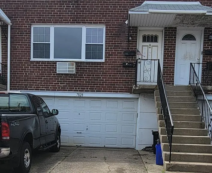 7828 Hasbrook Ave — Photo 1