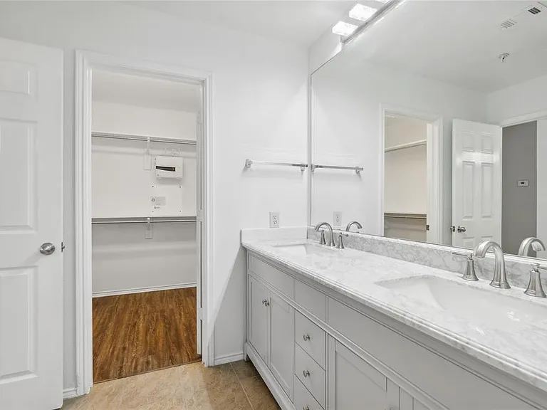 2316 Stoneleigh Pl — Photo 13