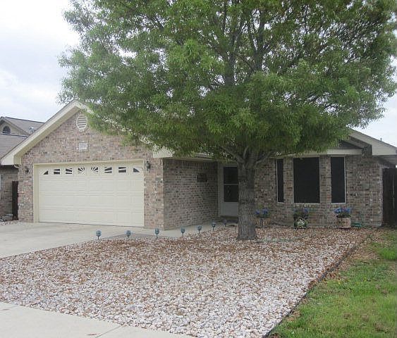1st image of 1258 Buttercup Ln