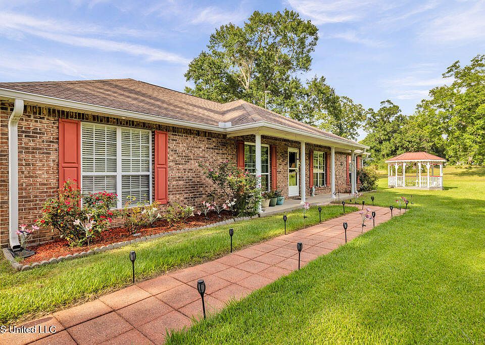 1st image of 163 Inda Rd E