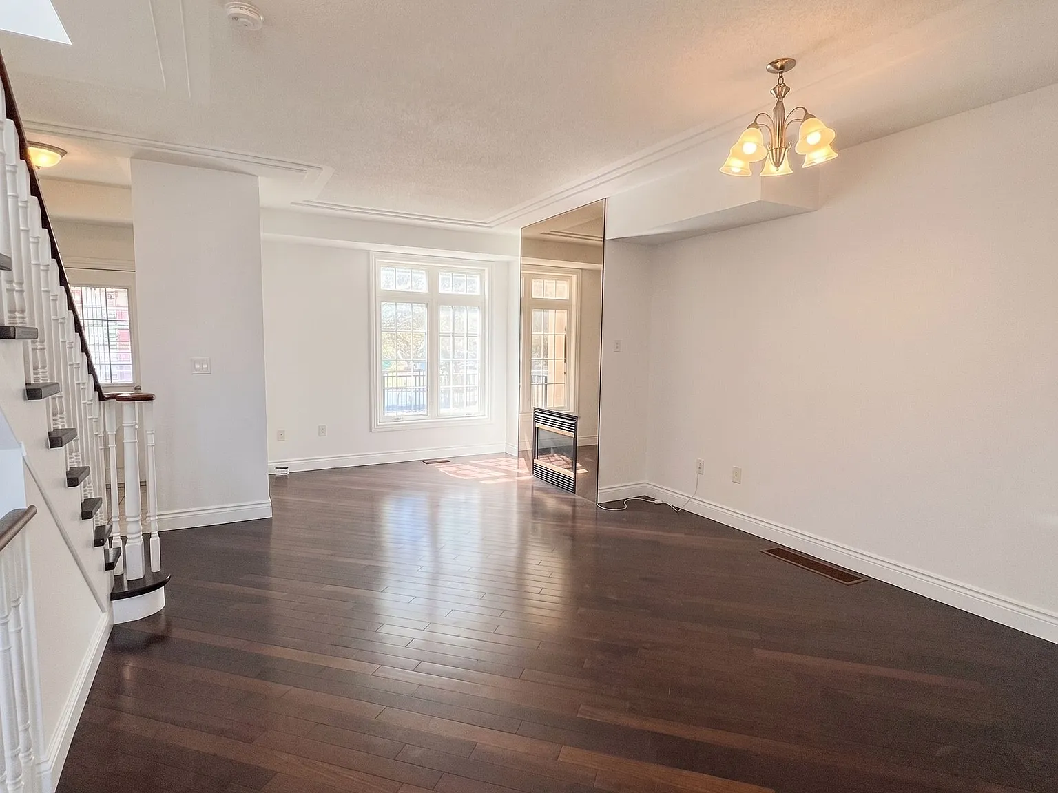 3 bed, $3,200 — Photo 3