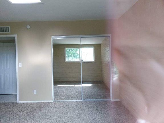 2nd image of 15480 N Lago Del Oro Pkwy
