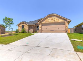 241 Jacinth Ln, Granbury, TX 76049