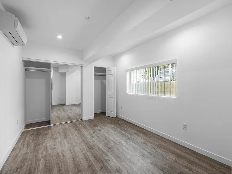 36 West — Photo 11