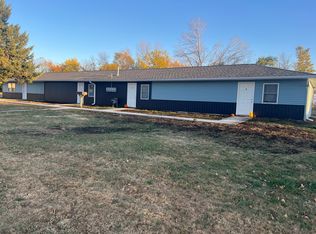 712 Logan Ave #A, Ackley, IA 50601