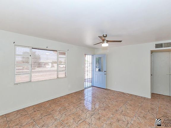 4th image of 2743 S Mesa Ave