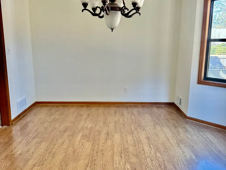 1130 Fieldgate Rd — Photo 5