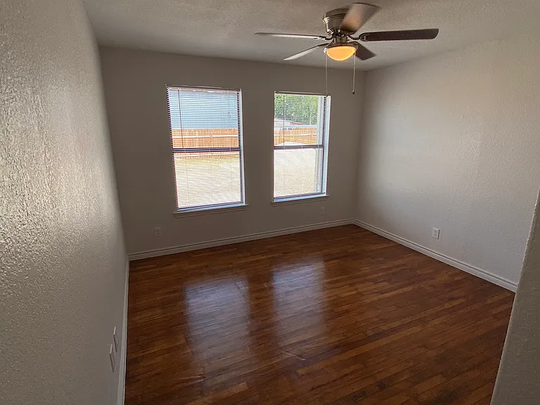 2215 Cincinnati Ave #201 — Photo 7